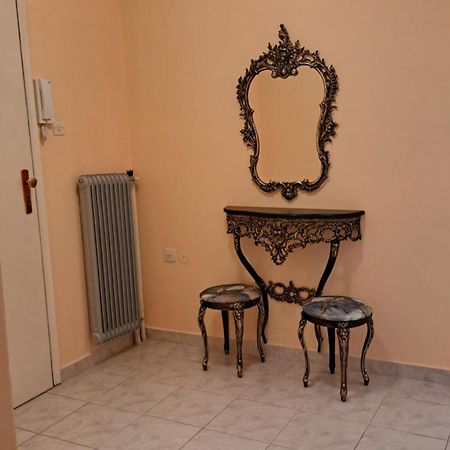 Apartment Getaway In Sparti Ngoại thất bức ảnh