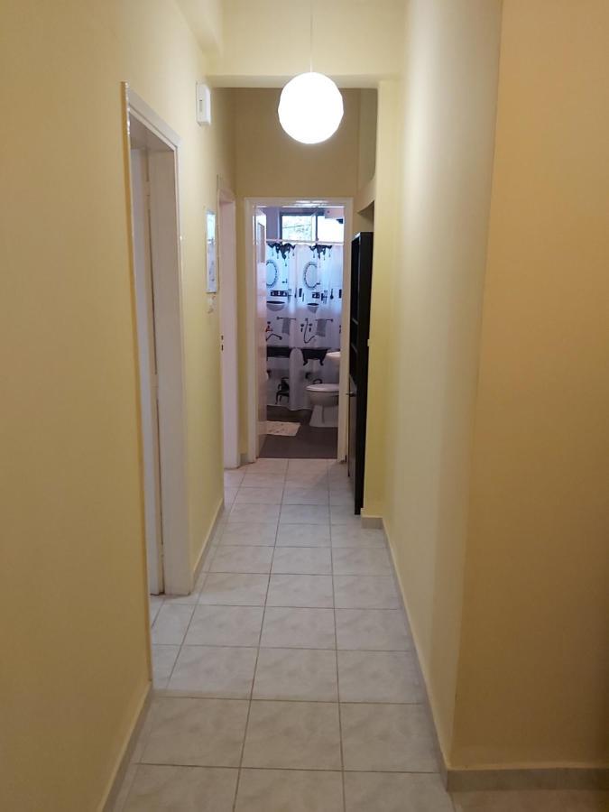 Apartment Getaway In Sparti Ngoại thất bức ảnh