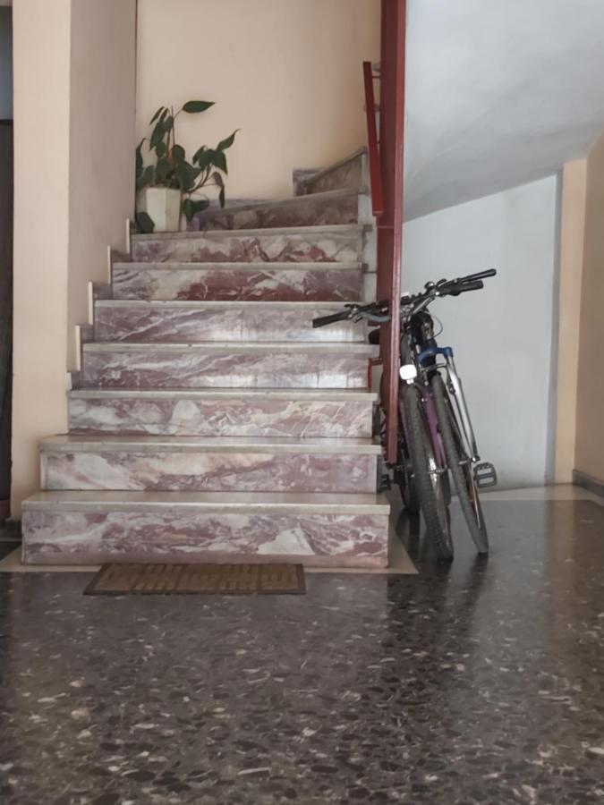 Apartment Getaway In Sparti Ngoại thất bức ảnh